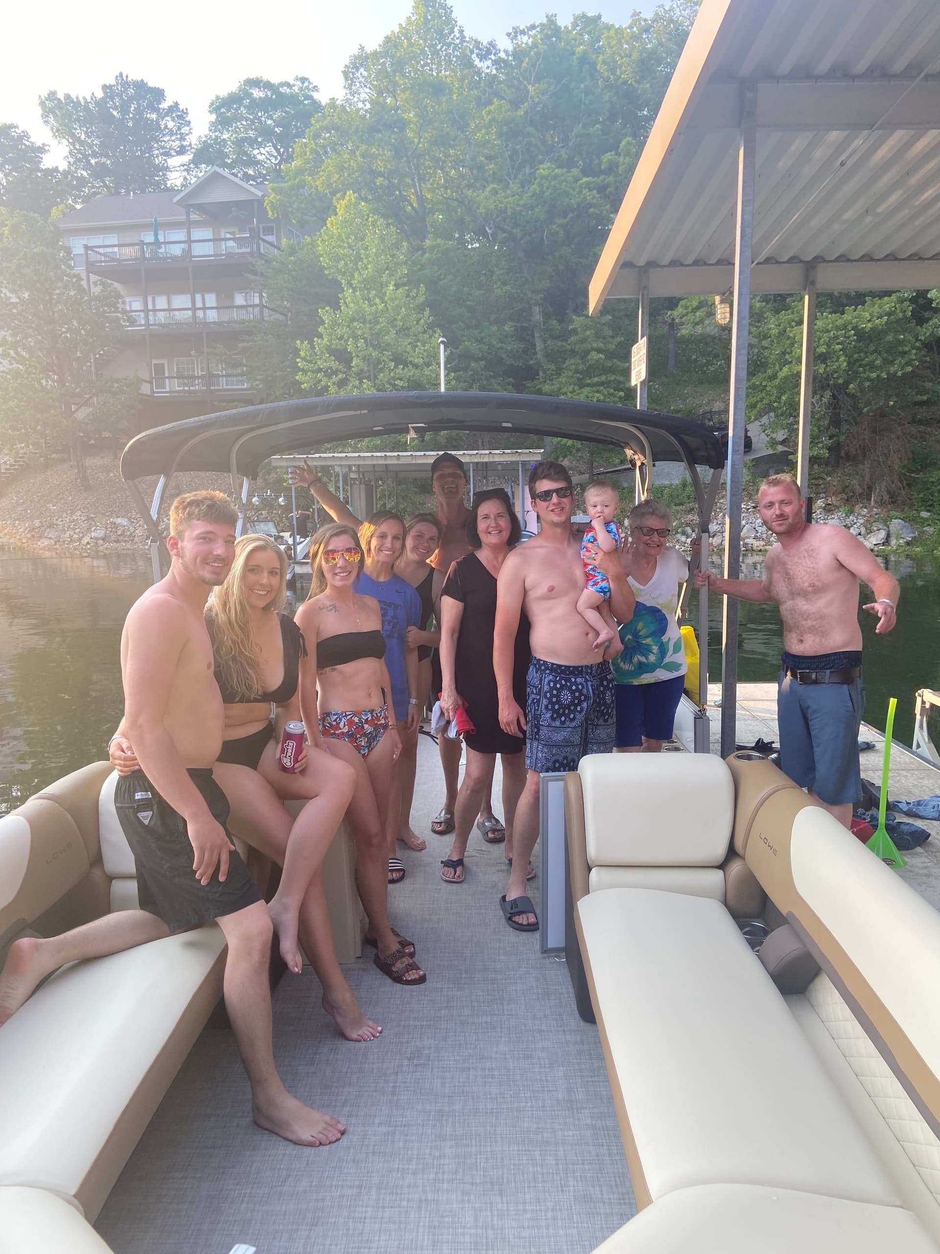 Lake of the Ozarks Tritoon Boat Rentals by Breakaway