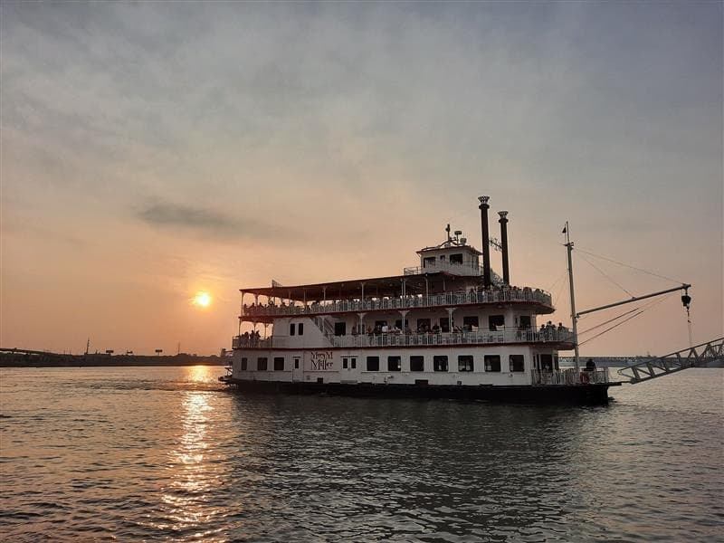 Water Activities: Mary M. Miller Scenic Ohio River Cruise