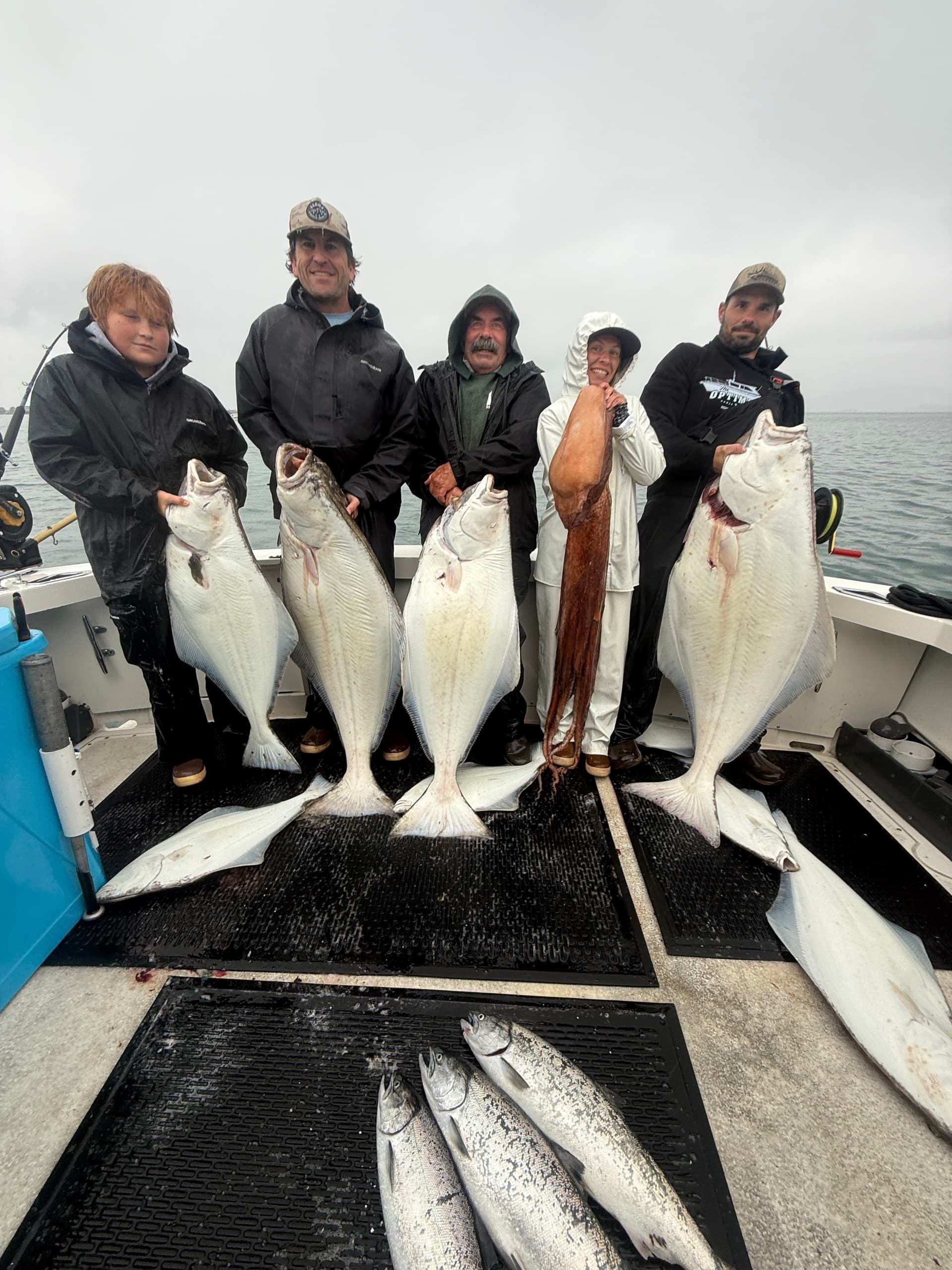 Combination Fishing in Homer: Halibut and Salmon Charter from Slip G32 photo 2