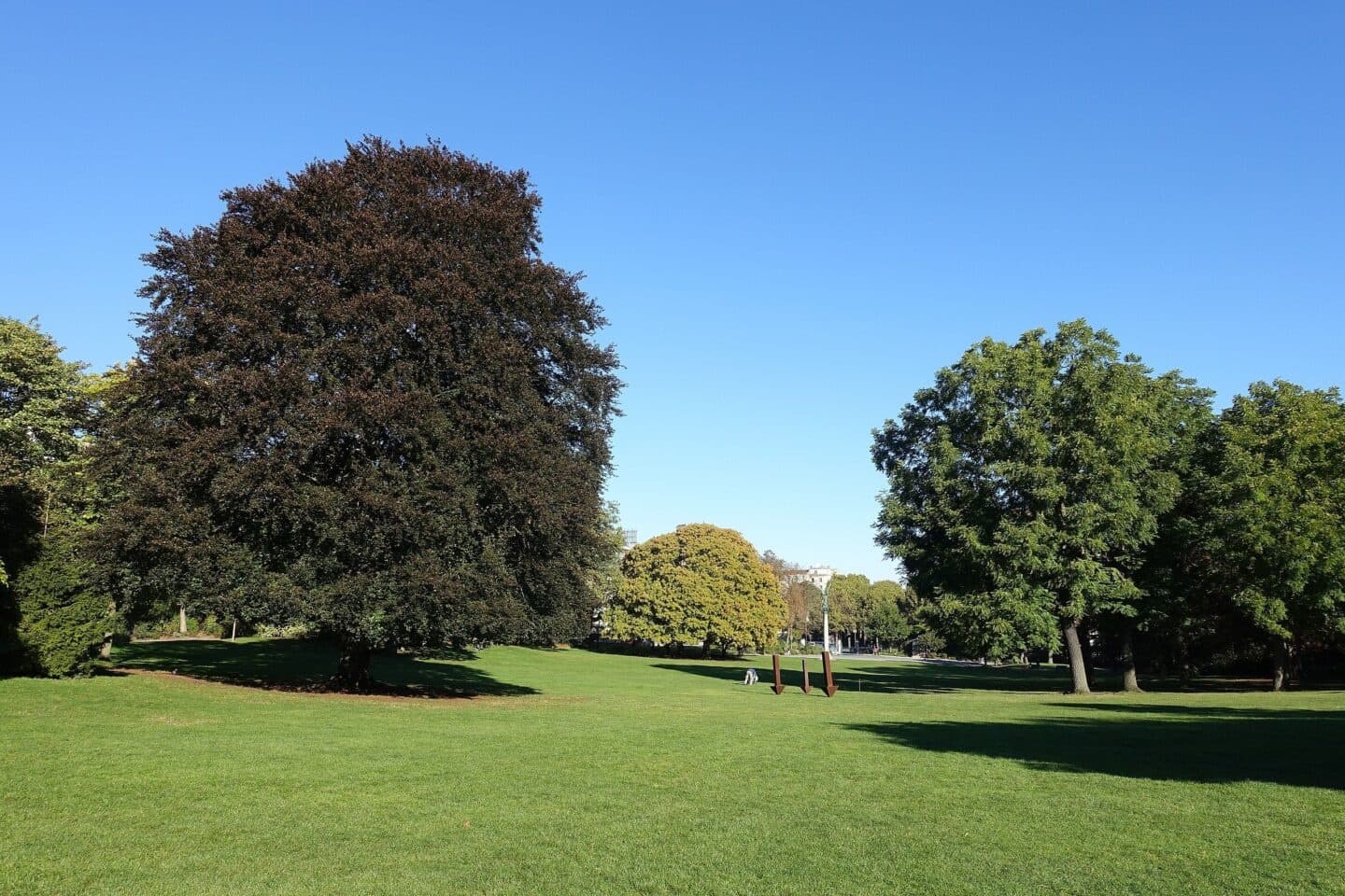 Land-Adventures in Paris: Discover Montsouris Park's Architectural Heritage