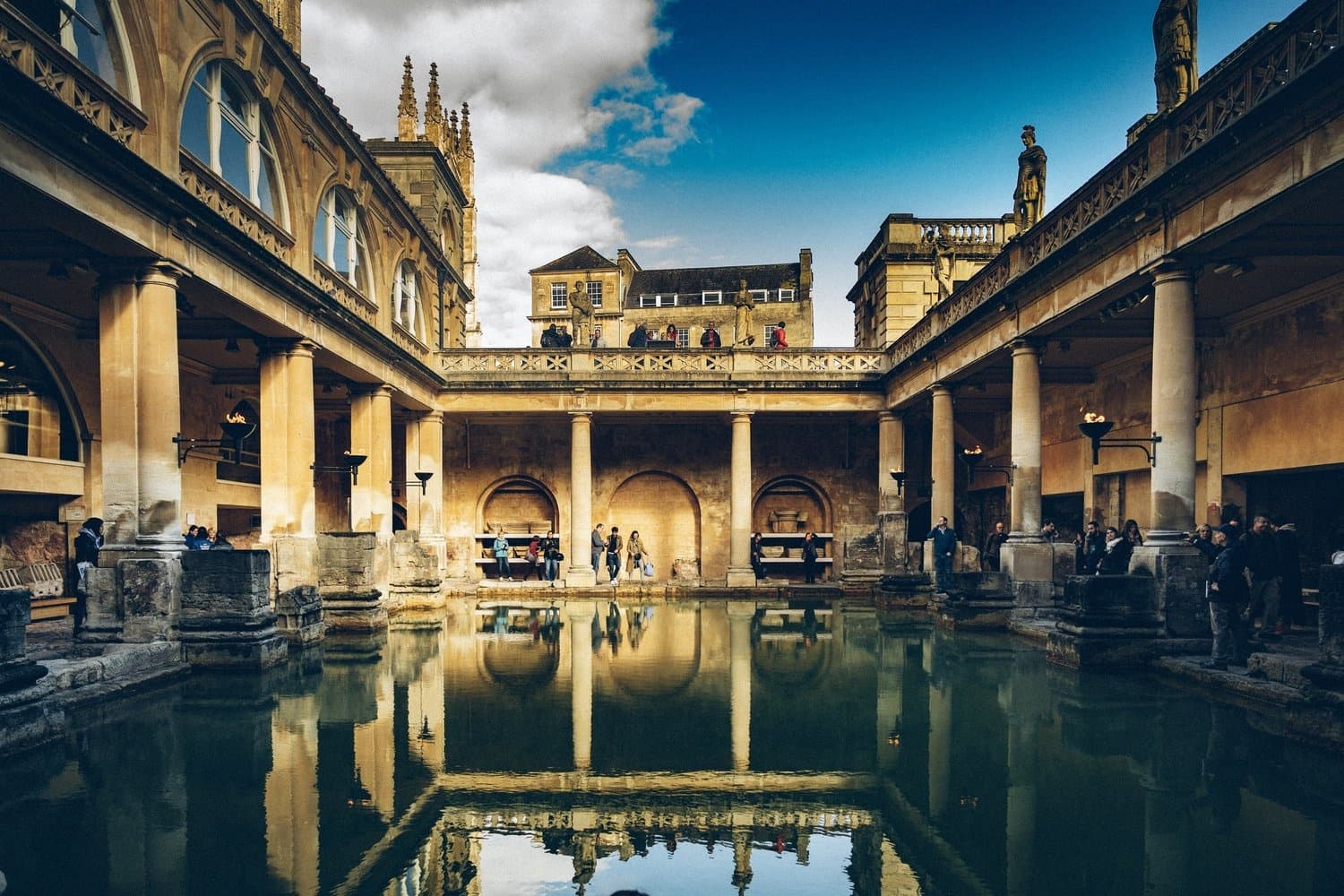 Stonehenge & Bath Day Trip with Discover Real London