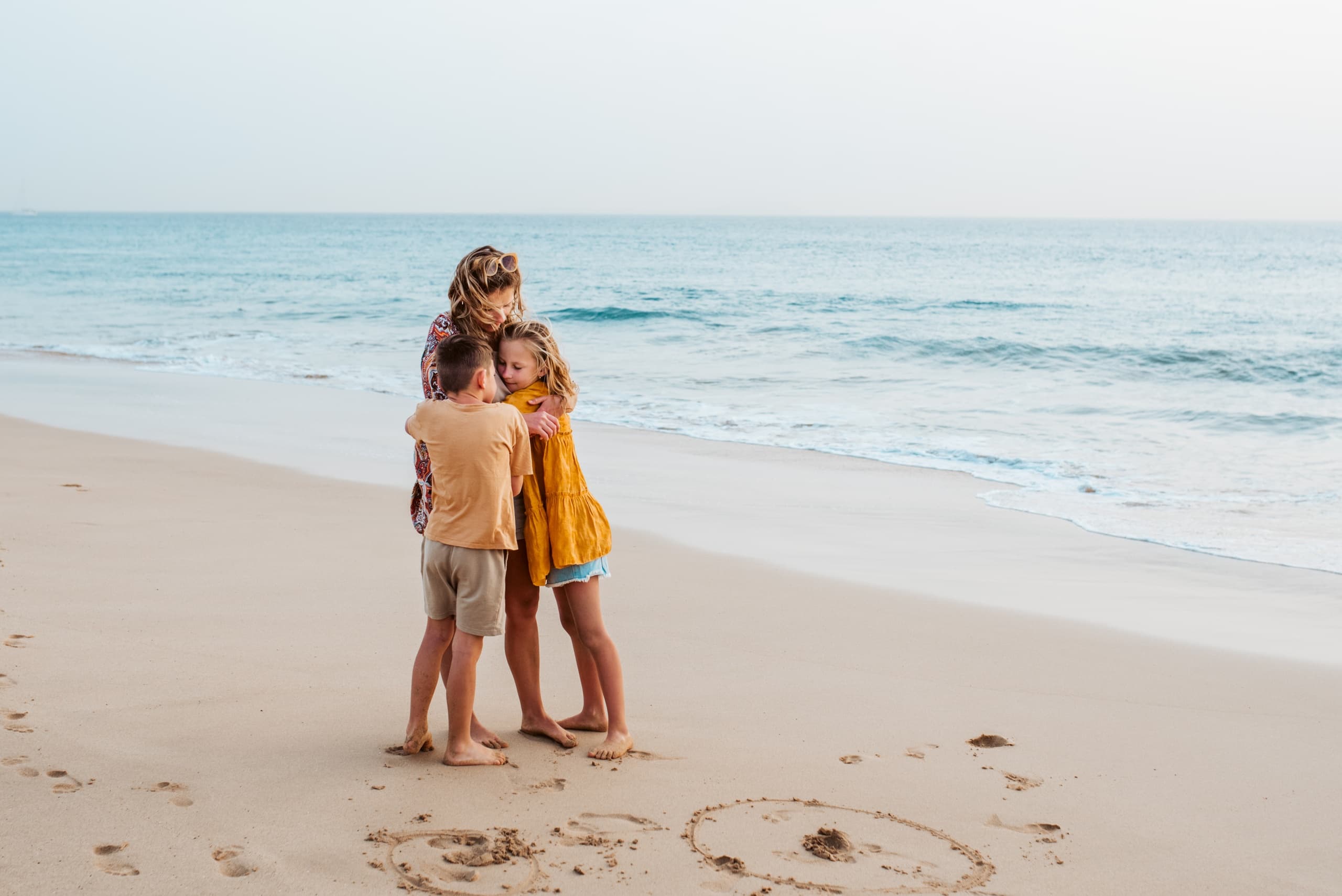 Puerto del Carmen Photoshoot: Capture Lanzarote’s Beach and Volcanic Coast