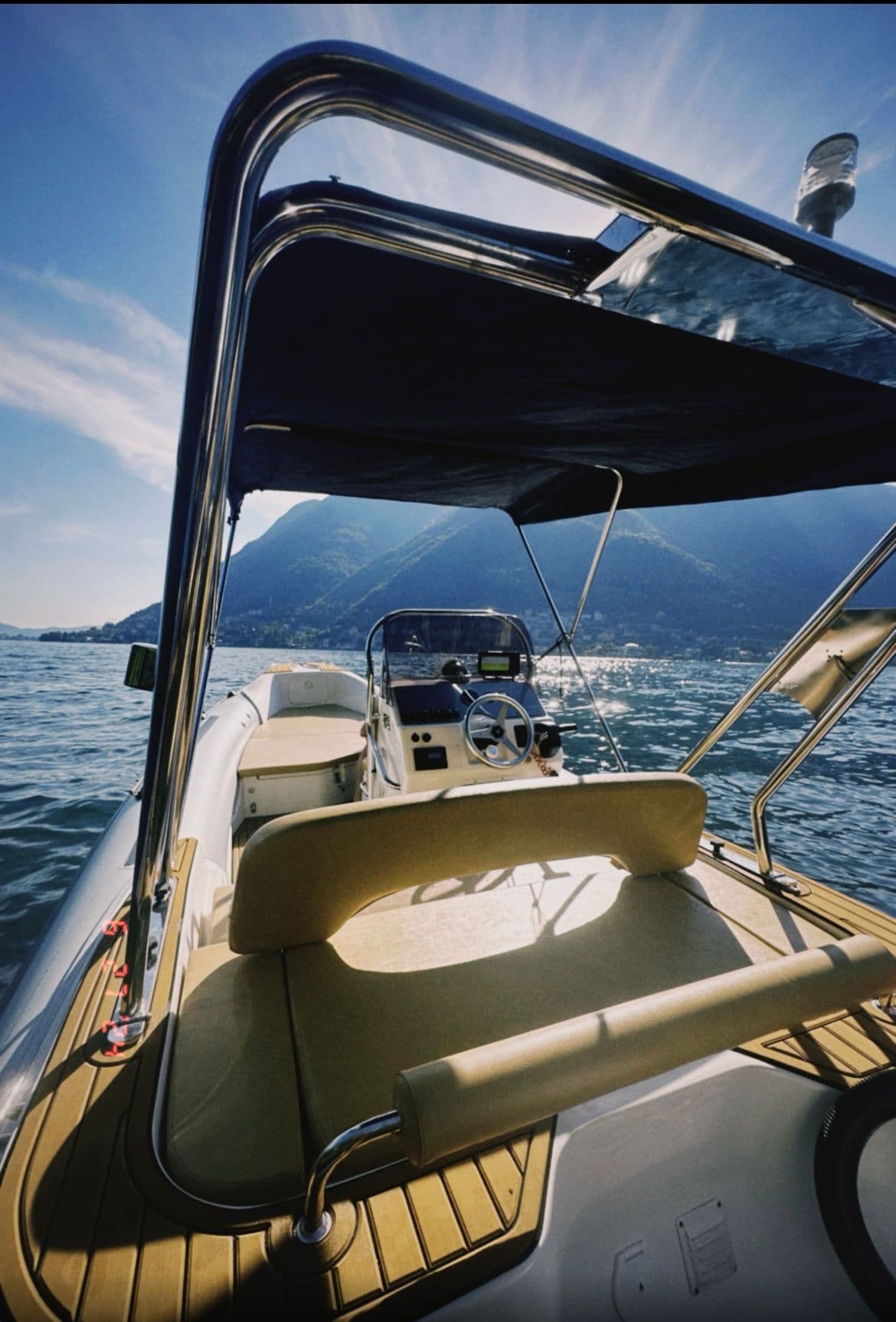 Water-Activities & Noleggio Moto Como: Lake Como Boat Adventure