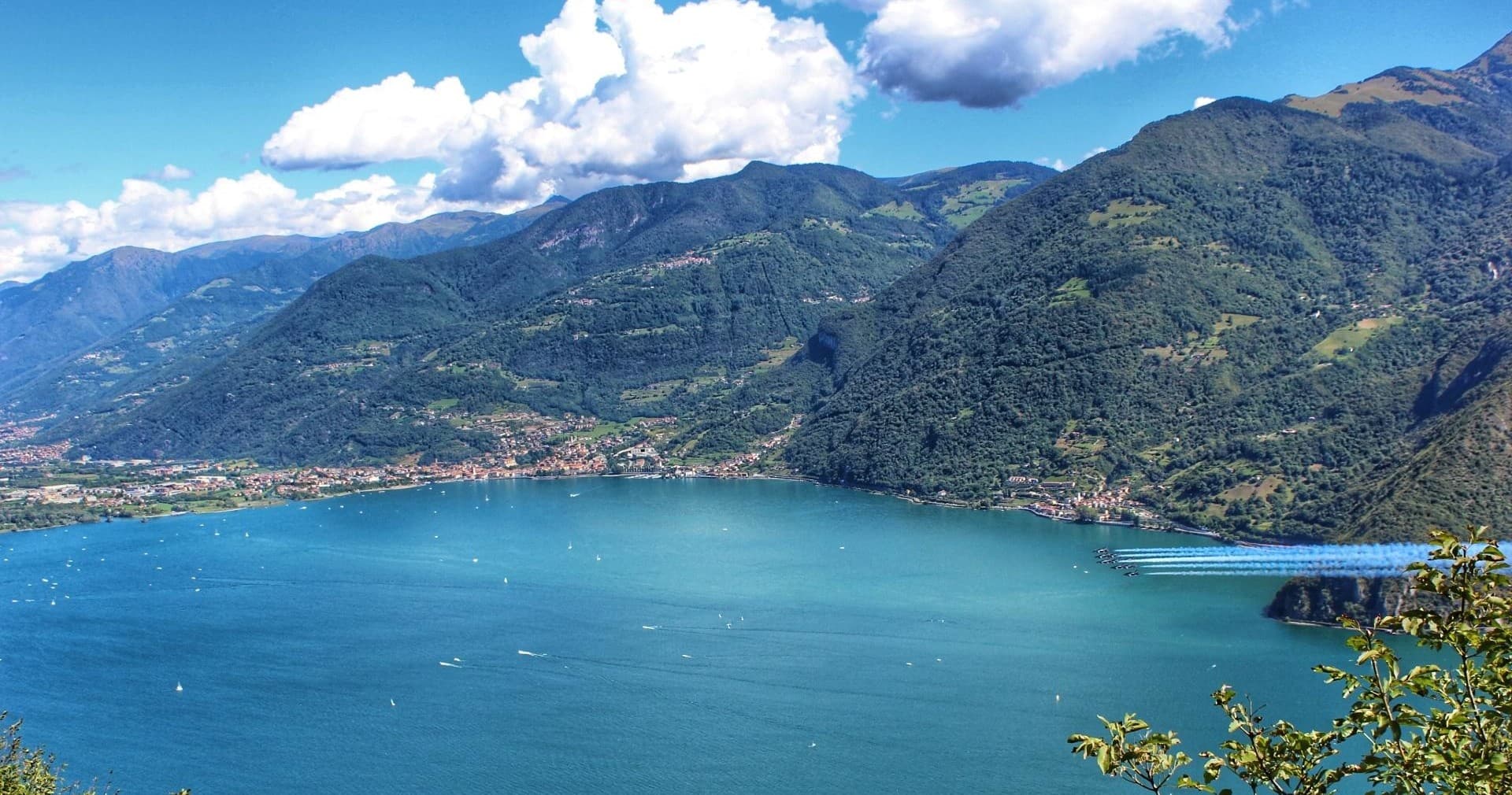 Water Activities at Da Tavernola a Iseo: Scenic Lake Travel Experience