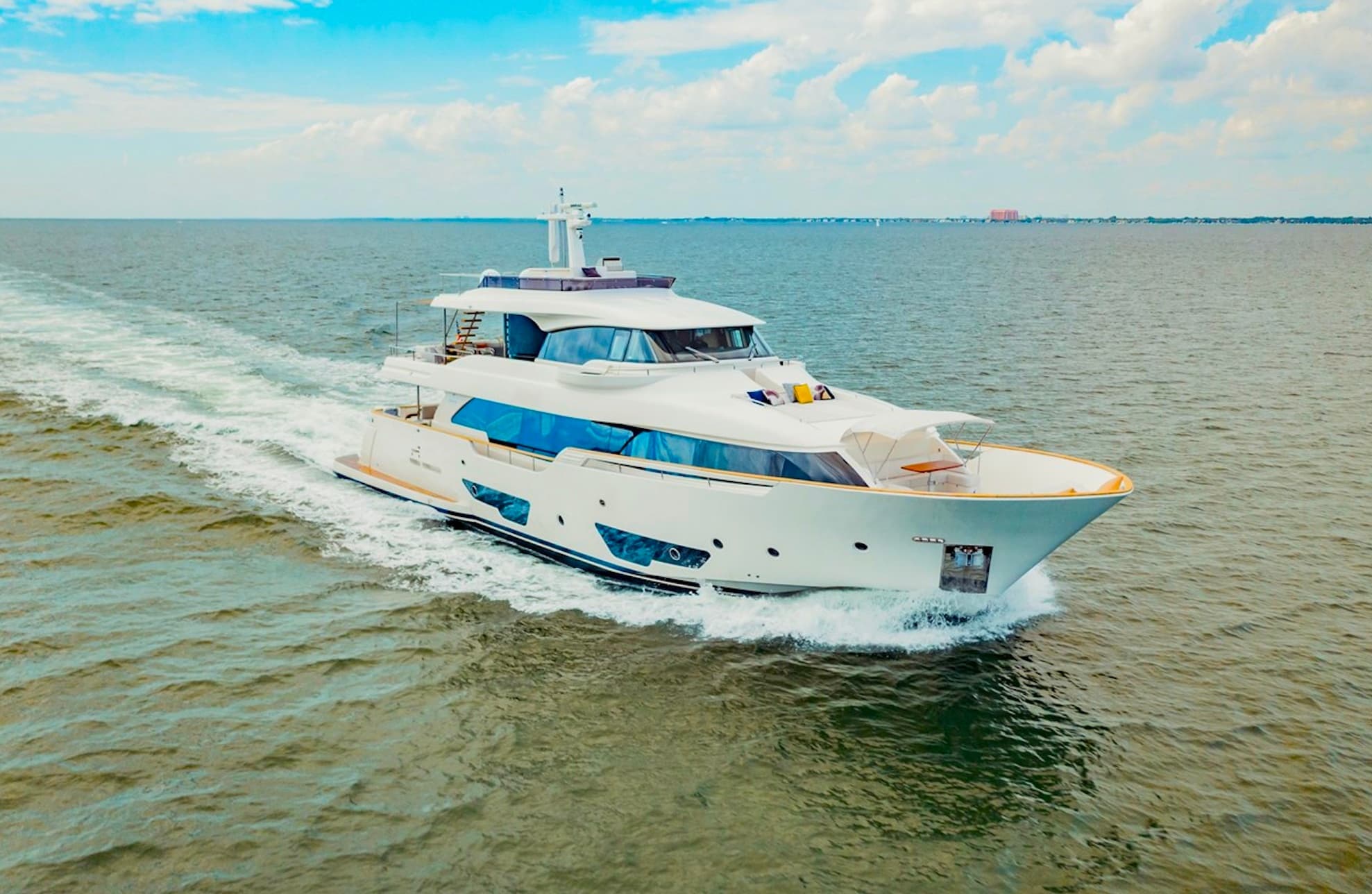 Luxury Yacht Experience with Miami Boat Experts in Miami Beach