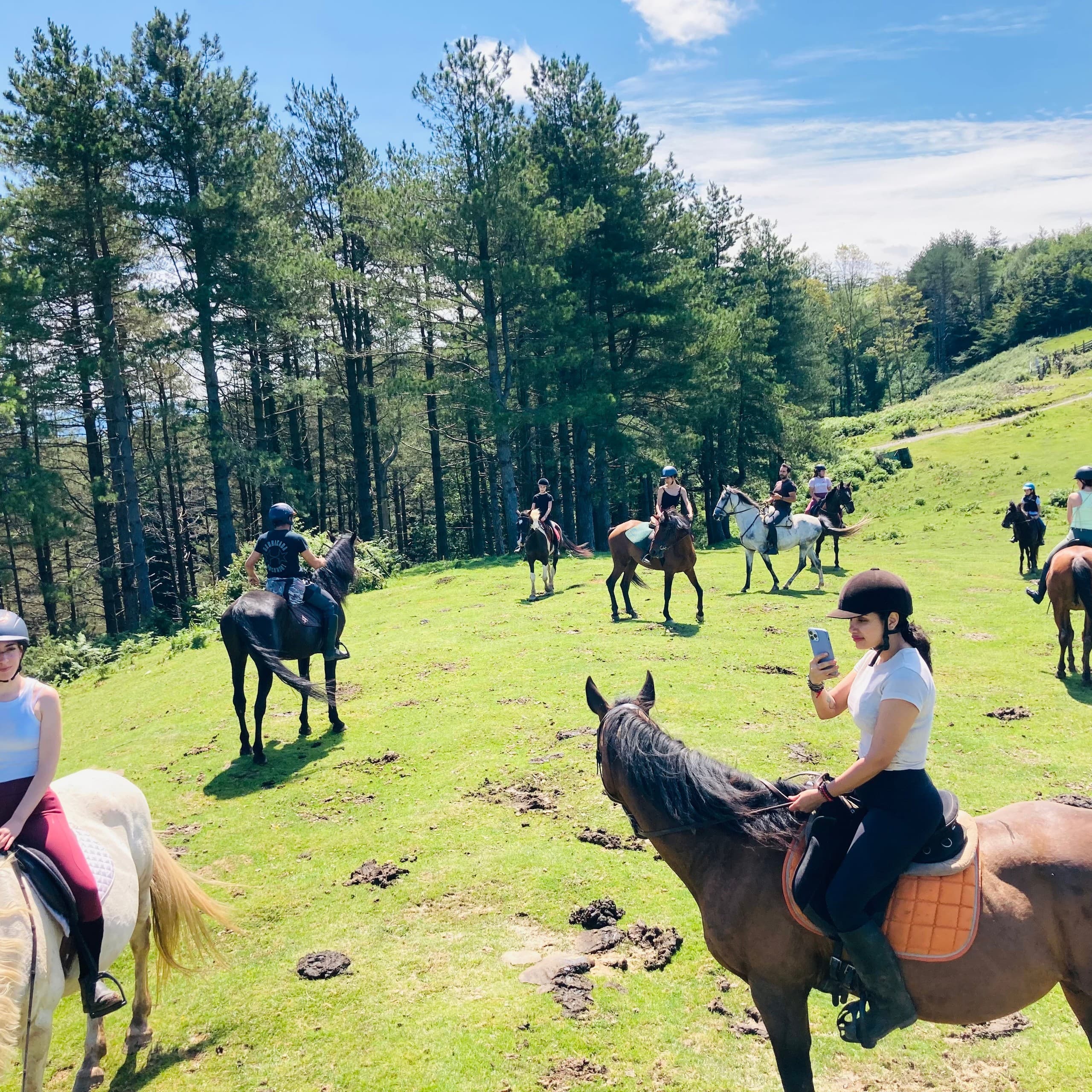 Afternoon Horseback Ride with Snack near San Sebastián: Forest Trails & Basque Countryside photo 2