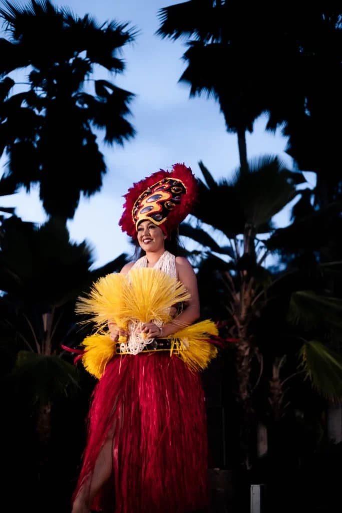 Chief Sielu Royal Luau in Kapolei: Fire-Knife Spectacle & Hawaiian Feast
