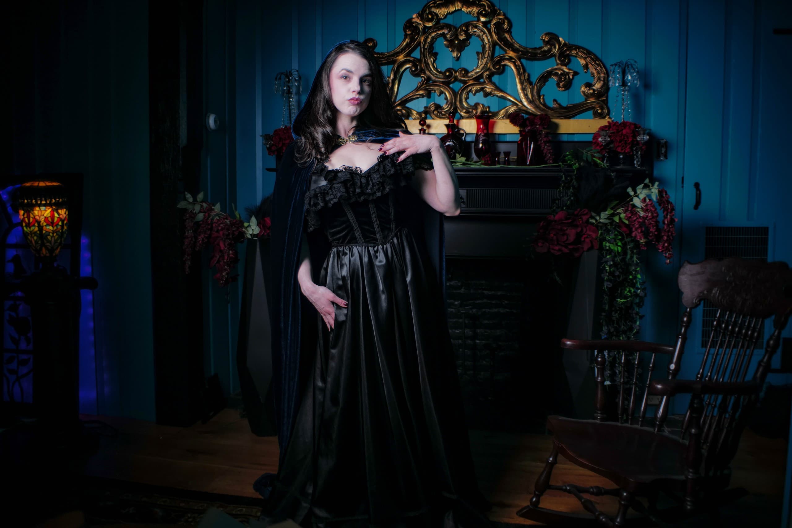 Candlelit Witch Portraits: The Velvet Parlor Photo Shoot in Salem photo 1