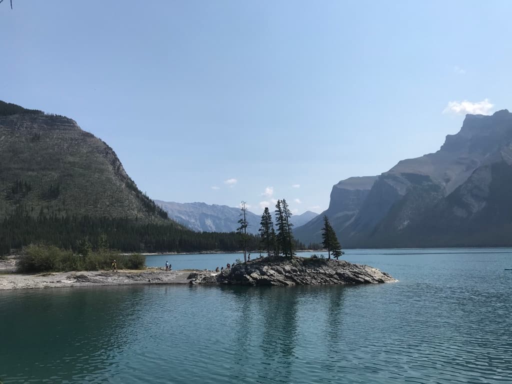 Private Transfer from Calgary to Banff & Canmore with Explore Banff Tours