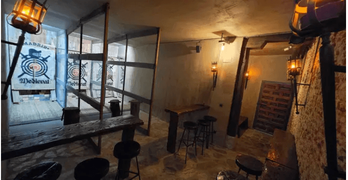 Zona Medieval Axe Throwing — 90-Minute Team Battles in Madrid