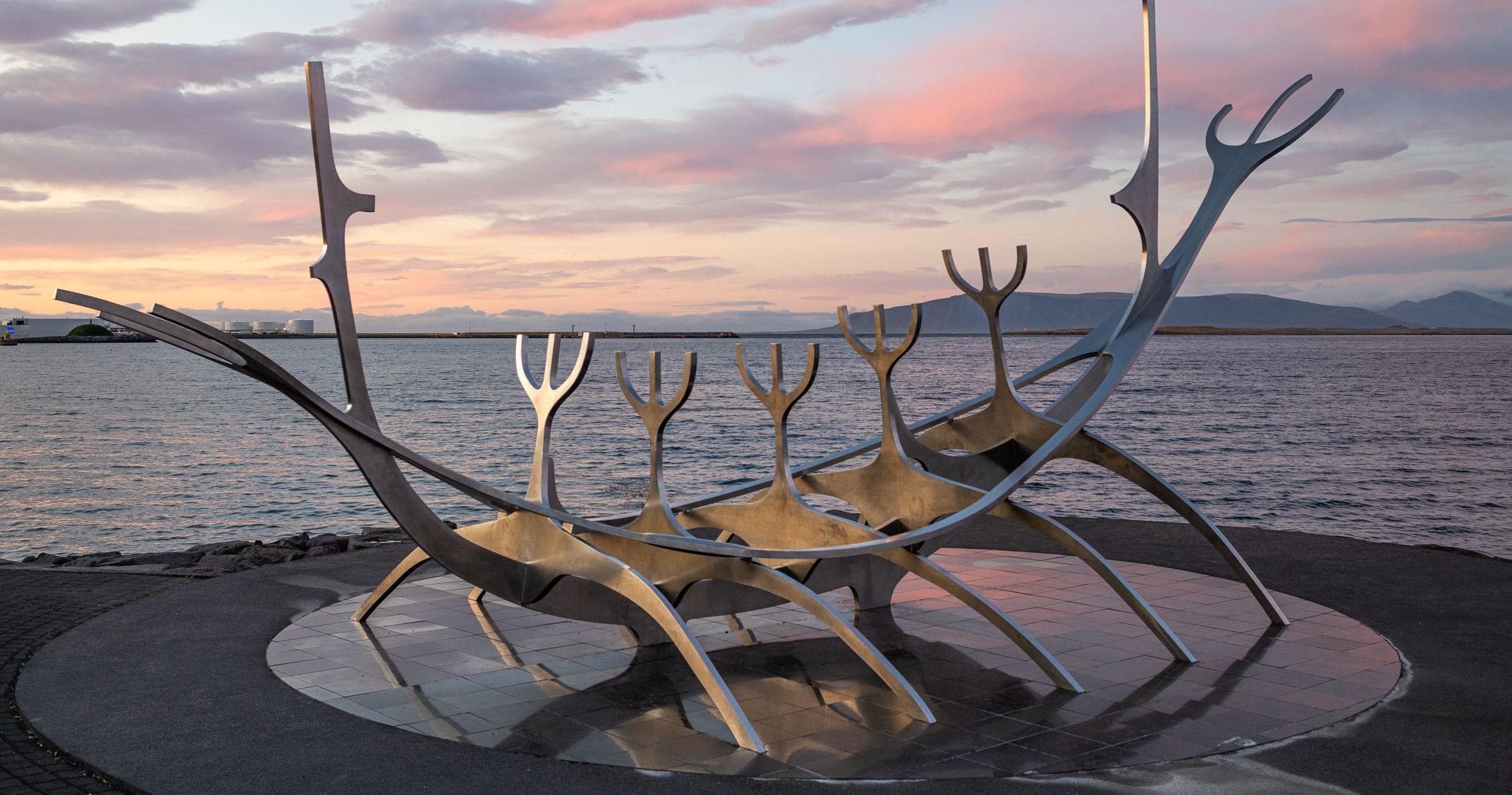 Discover Reykjavik Photography Tour with Photoexploring