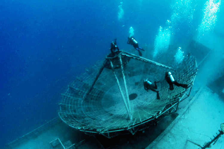 Wreck Diving Bundle at Looe Key Reef Resort: SSI Wreck & Advanced Wreck Training in the Florida Keys