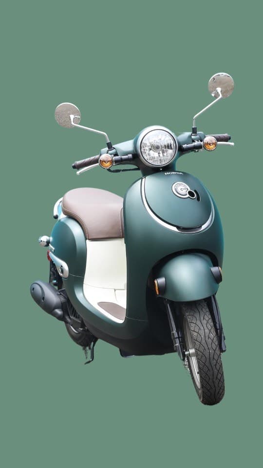 Kelowna Scooter Rental team