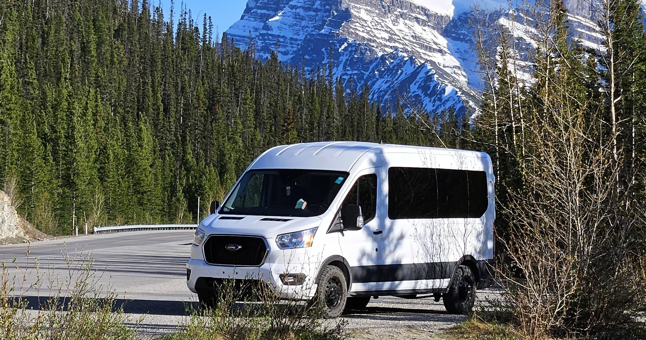 Scenic Transfers by Banff Day Trips from Calgary to Canmore & Banff