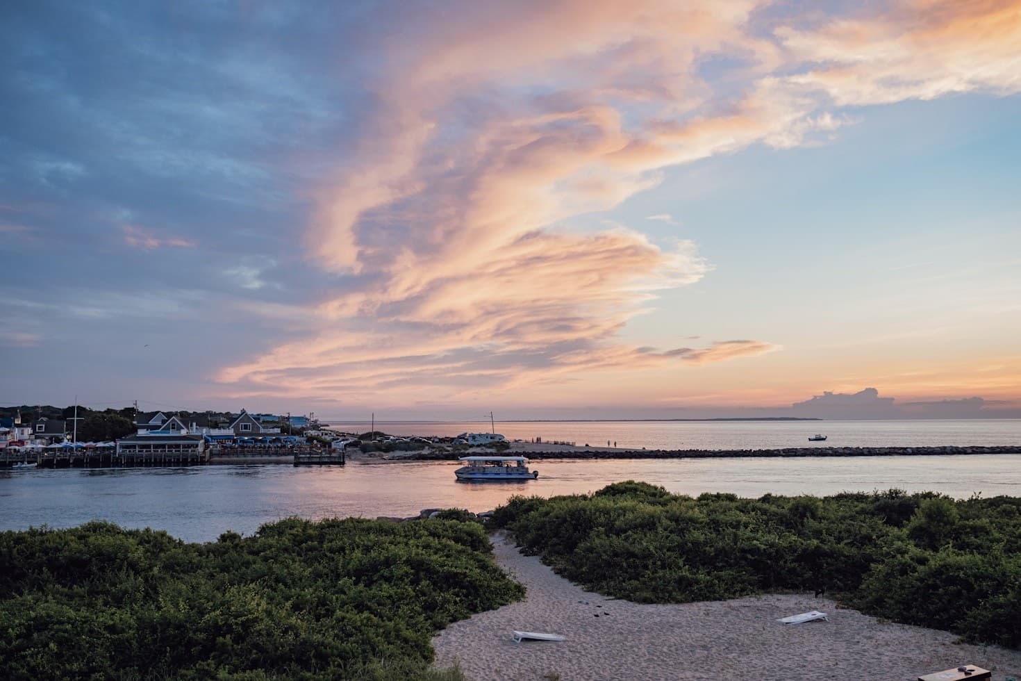 Two-Hour Private Sail from Montauk Harbor: Lighthouse Views & Seal Sightings