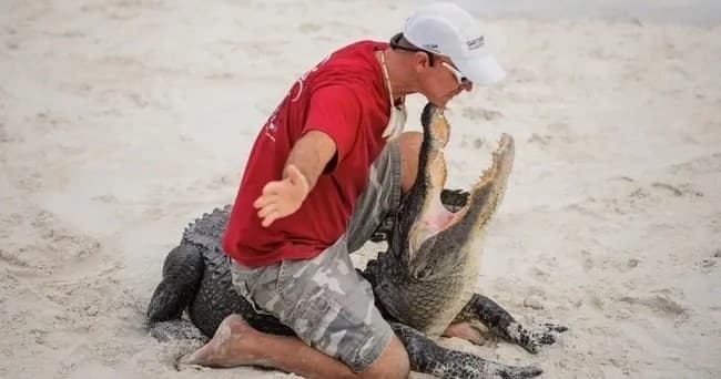 Gator Boys Alligator Show & Everglades Airboat at 21940 Griffin Rd, Fort Lauderdale