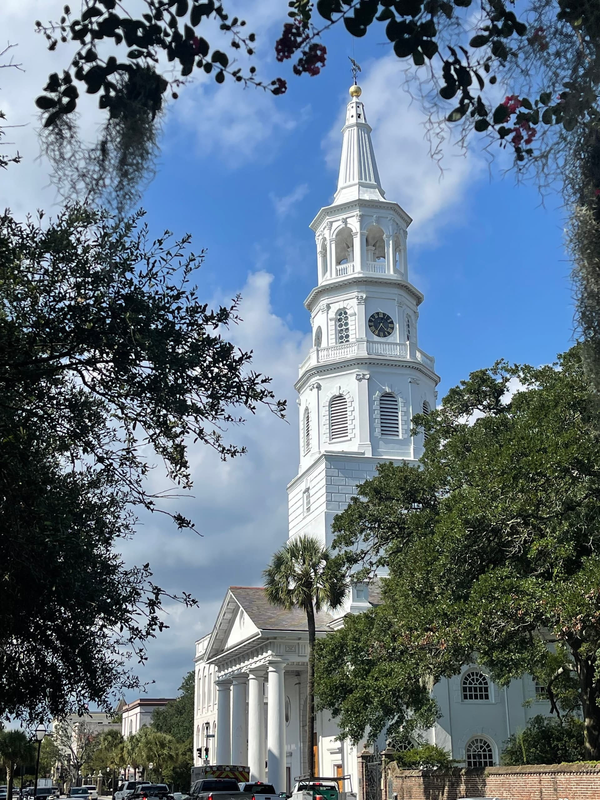Private Charleston Walking Tour from Rainbow Row to High Battery