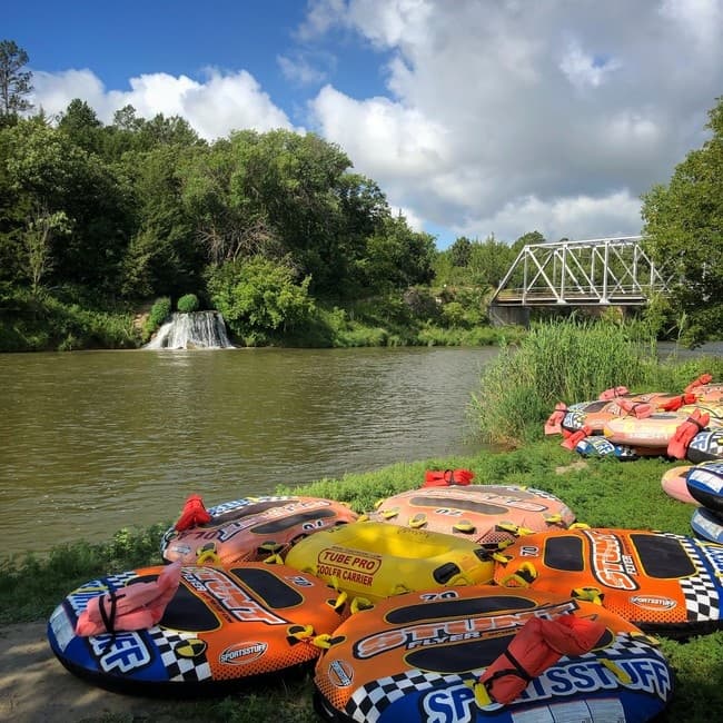 Tubing Adventure with Dryland Aquatics on the Niobrara River in Sparks