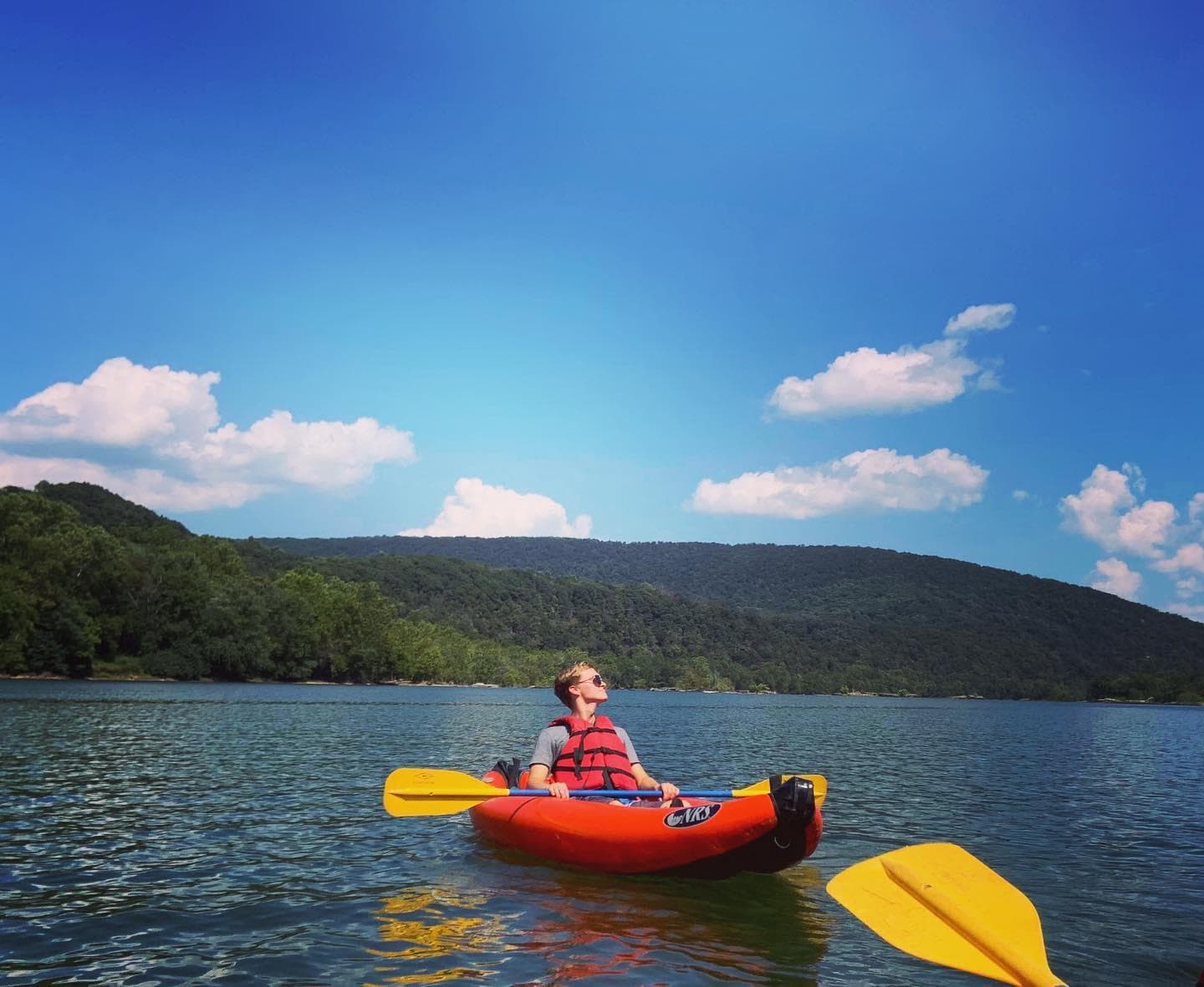 Explore the Potomac River with the Ultimate Potomac Play Pass: Kayaking, Canoeing, and Paddleboarding Adventures