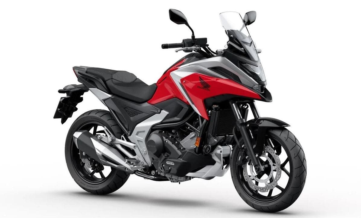 Ride Lake Como on a Honda NC750 X — Lecco Motorcycle Rental