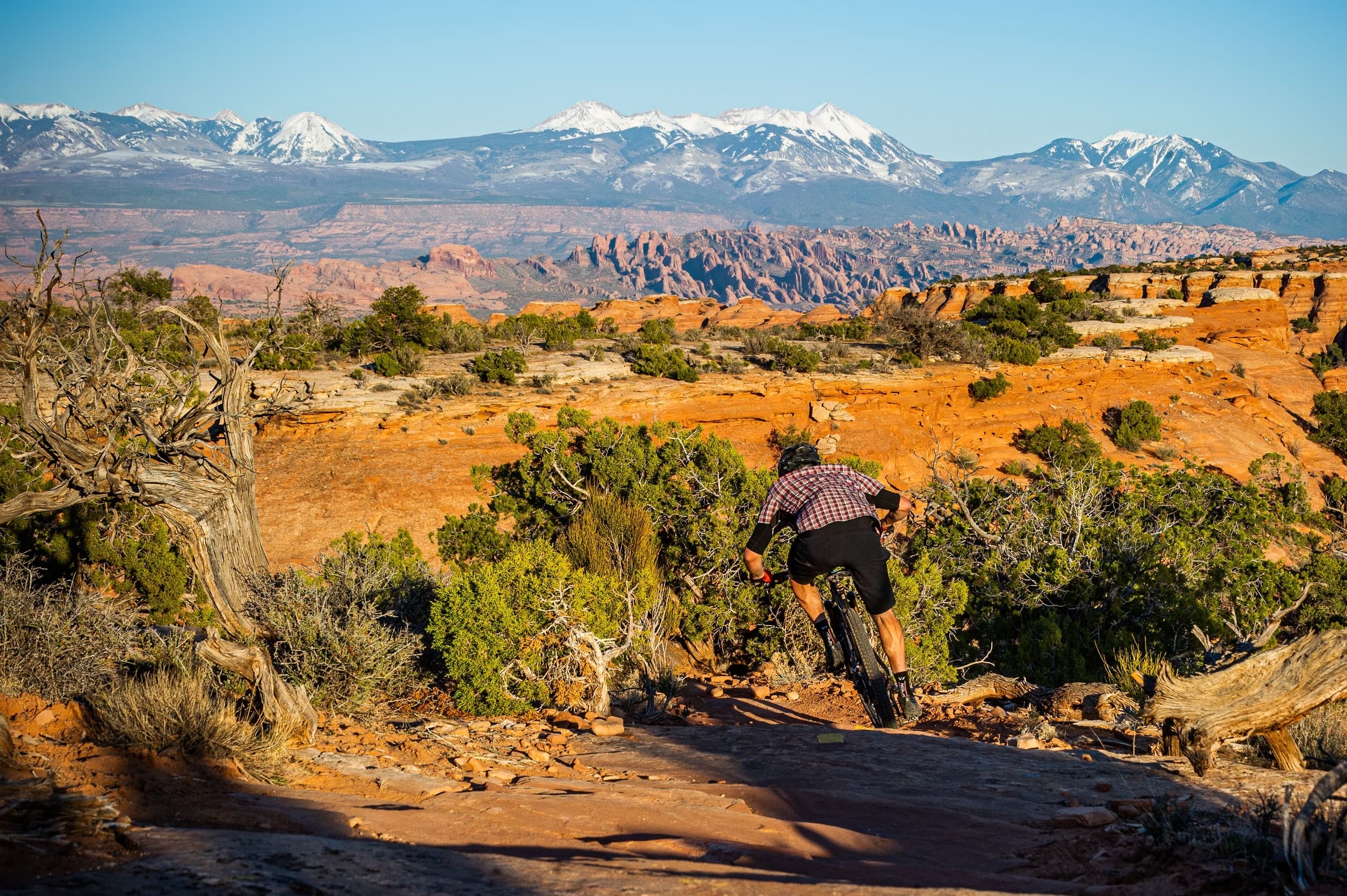 Mag 7 Mountain Bike Tours with Hazard County Shuttle in Moab
