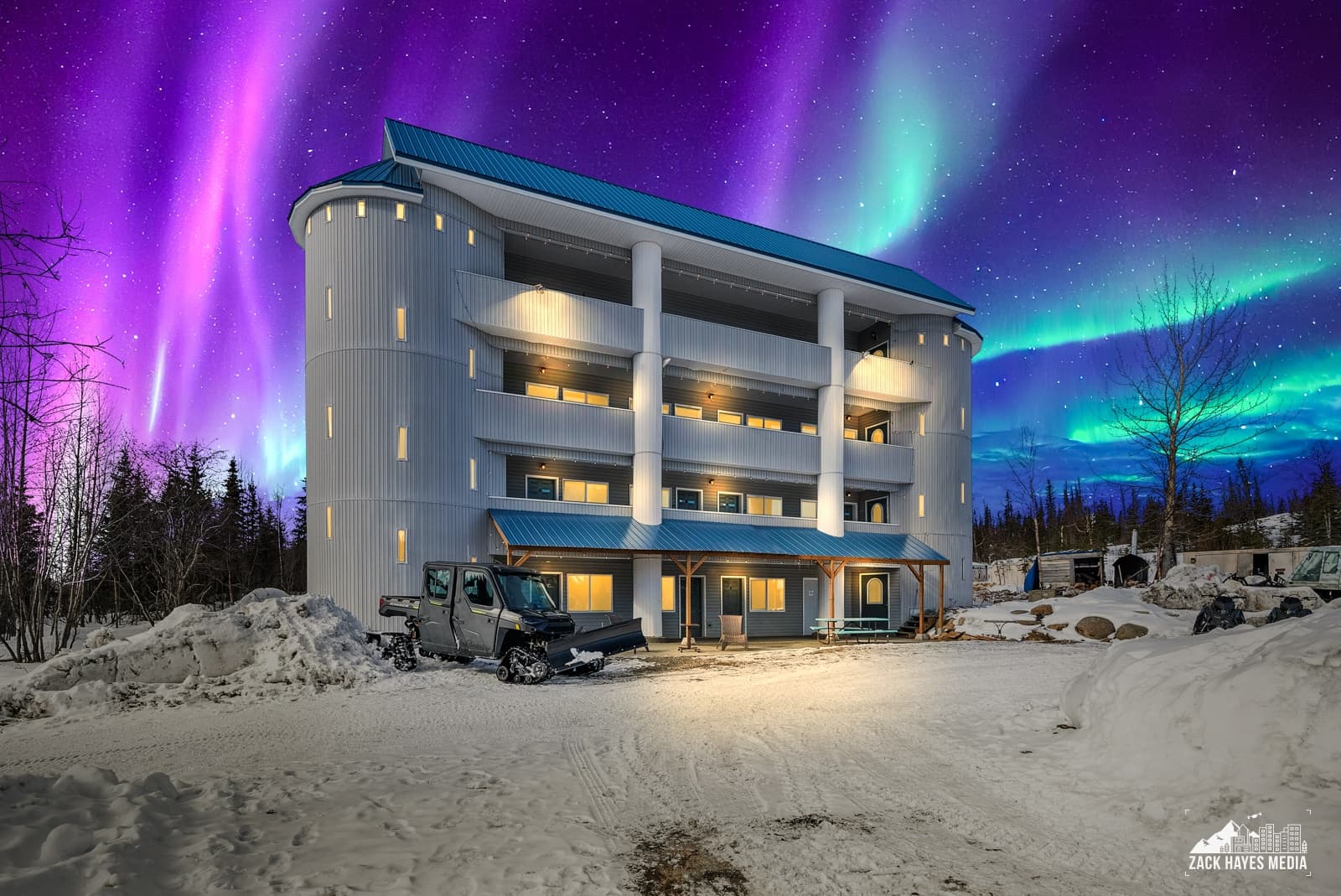 Alaskan Hiking & Castle B&B Adventure in Anchorage