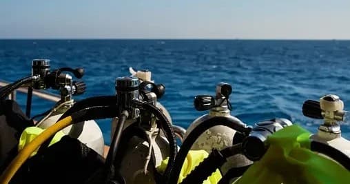 Outdoor Safety & Rescue Training at Elite Scuba