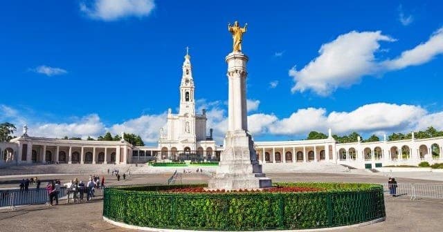 Spiritual Journey with Amazing Day 4U in Fátima, Portugal