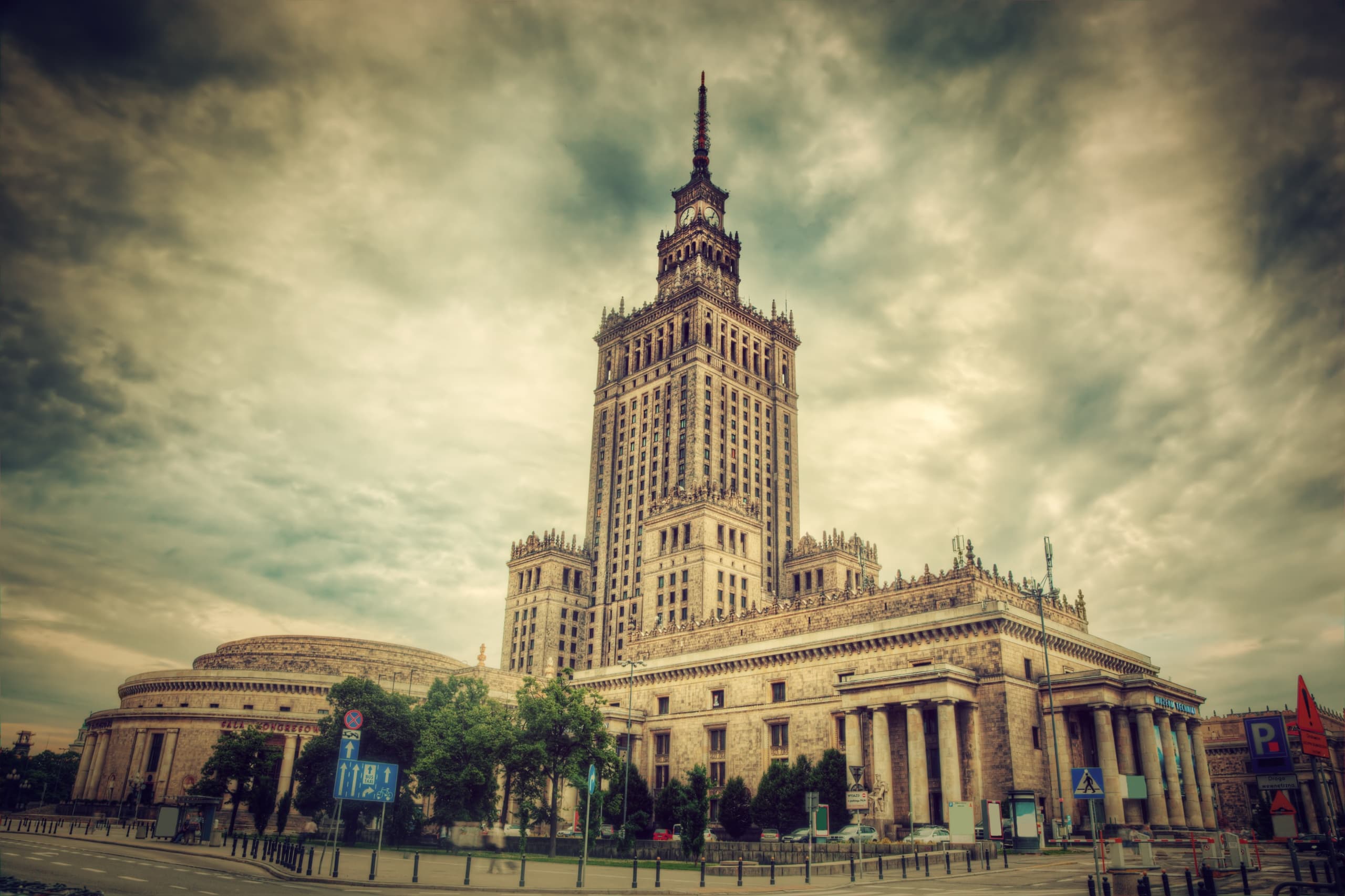 Historical Walking Tour of Warsaw with Walkative!
