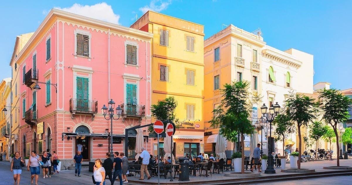 Tuk Tuk History Ride with Ape Romantic Tour in Olbia
