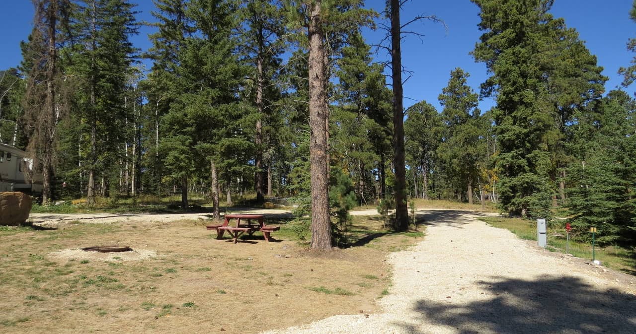 RV Camping at Mystic Hills Hideaway in Scenic Wilderness