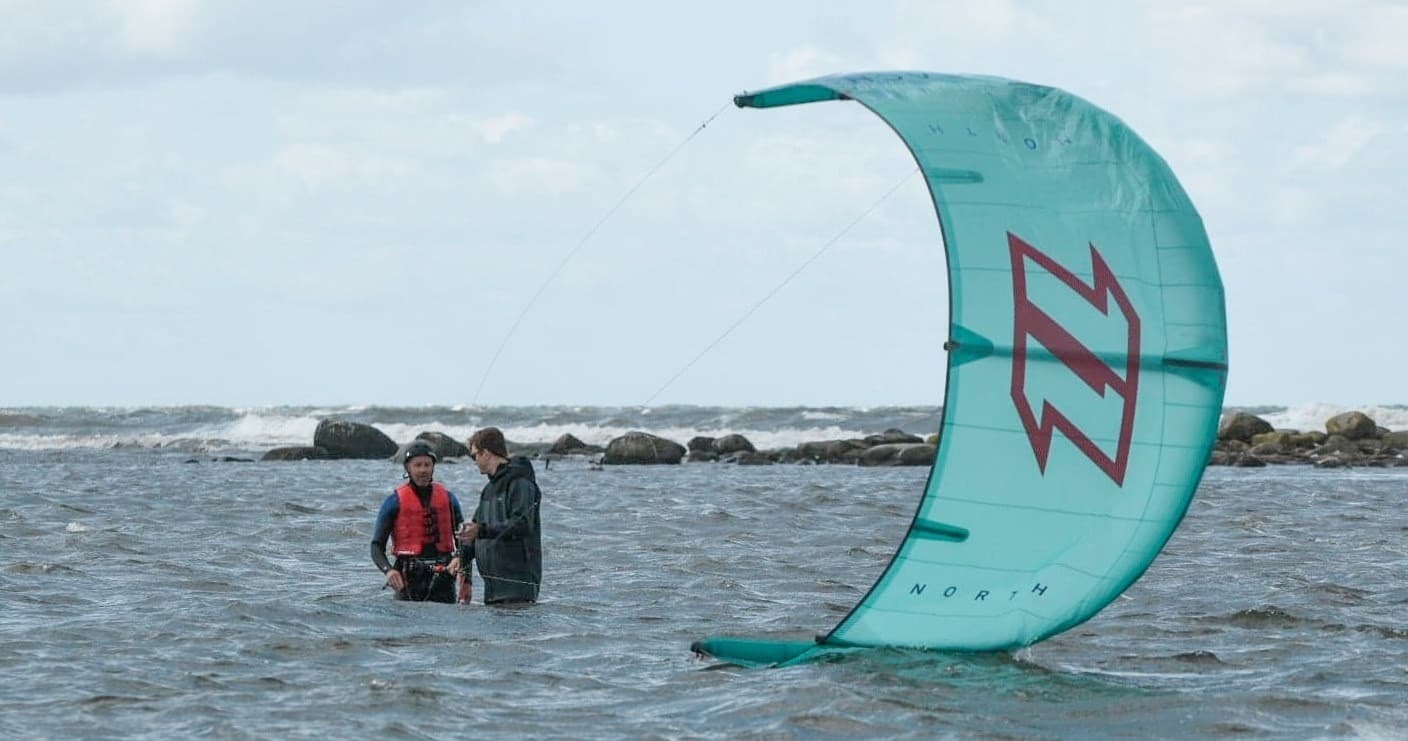 Kitesurfing Lessons in Halmstad for Water Adventure