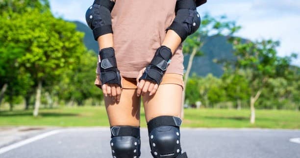 Skate Safe in San Juan: Protective Pads Combo for Urban Riders