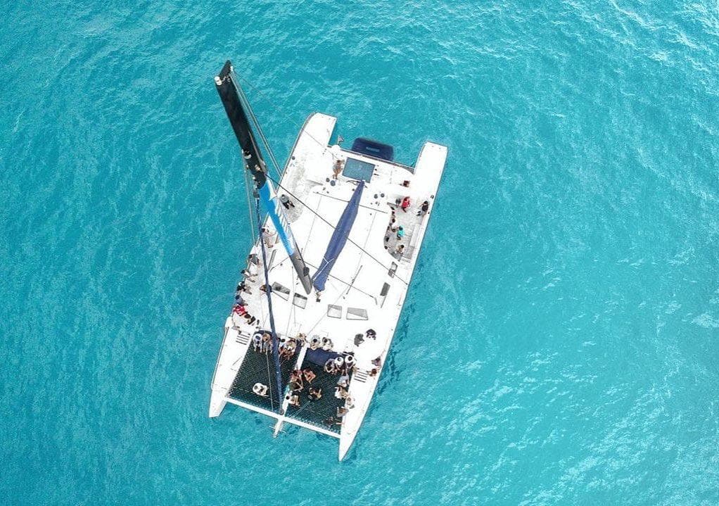 Sailing Adventure with Makani Catamaran in Honolulu