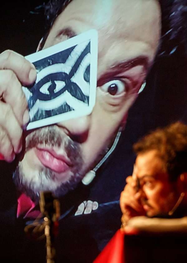 Javi Benitez Brings Award-Winning Sleight of Hand to Smoke & Mirrors Theater in Glenside