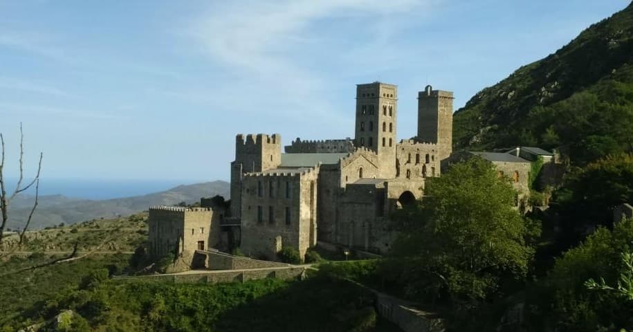 Day Tour in Catalonia: Cadaqués & Cap de Creus with Girona Experience