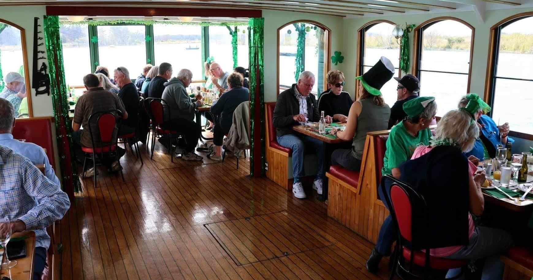 Private Kaiapoi River Charter: Luxury 2.5-Hour Cruise on the Kaiapoi River