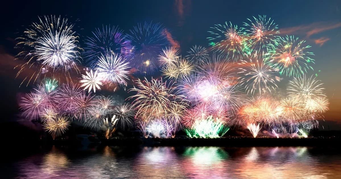 Grand Illumination Fireworks Cruise in Vineyard Haven: Sunset Sail on Vineyard Sound