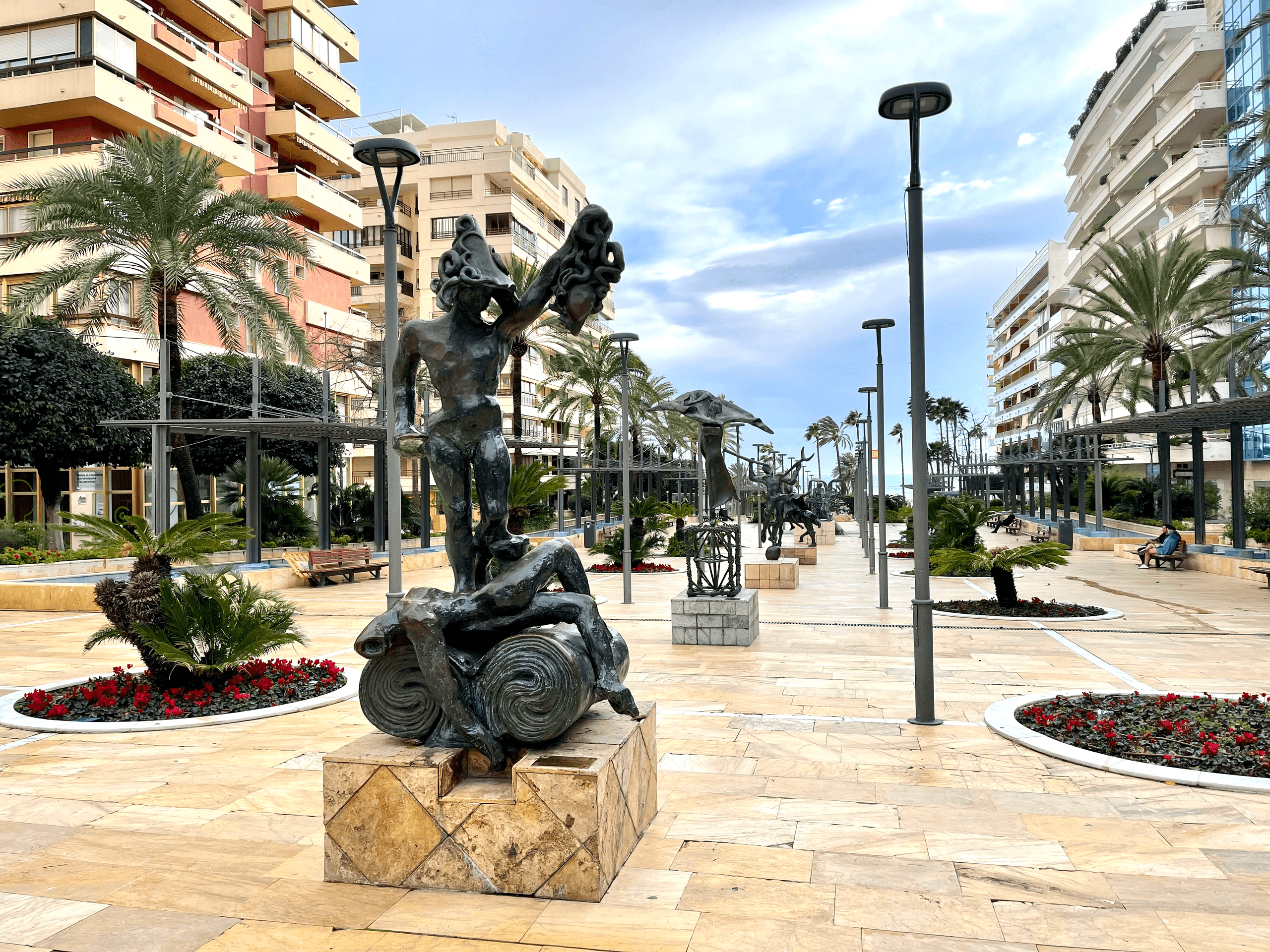 Paint Marbella: 4-Hour Sketch, Wine & Tapas Walk in the Old Town photo 4