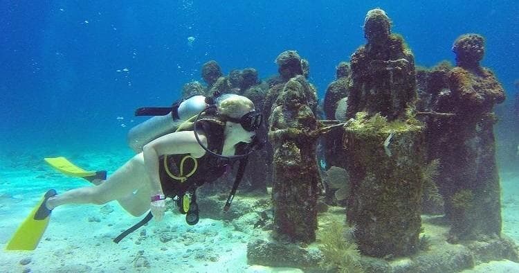 Dive Package 2 by Always Diving & Water Sports in Cancún