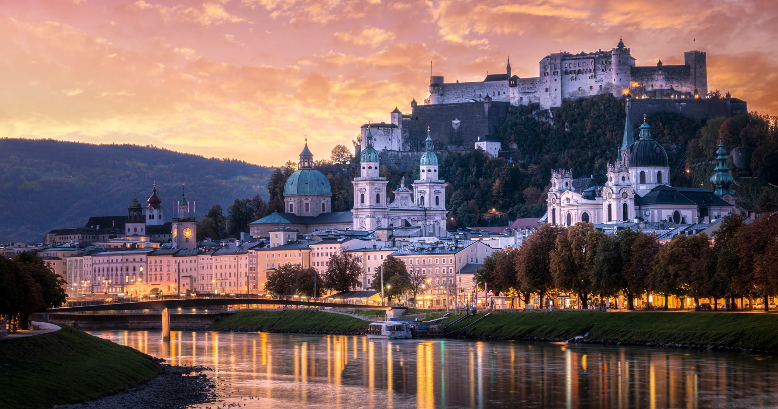 Salzburg evening walk: 2-hour Old Town highlights at sunset
