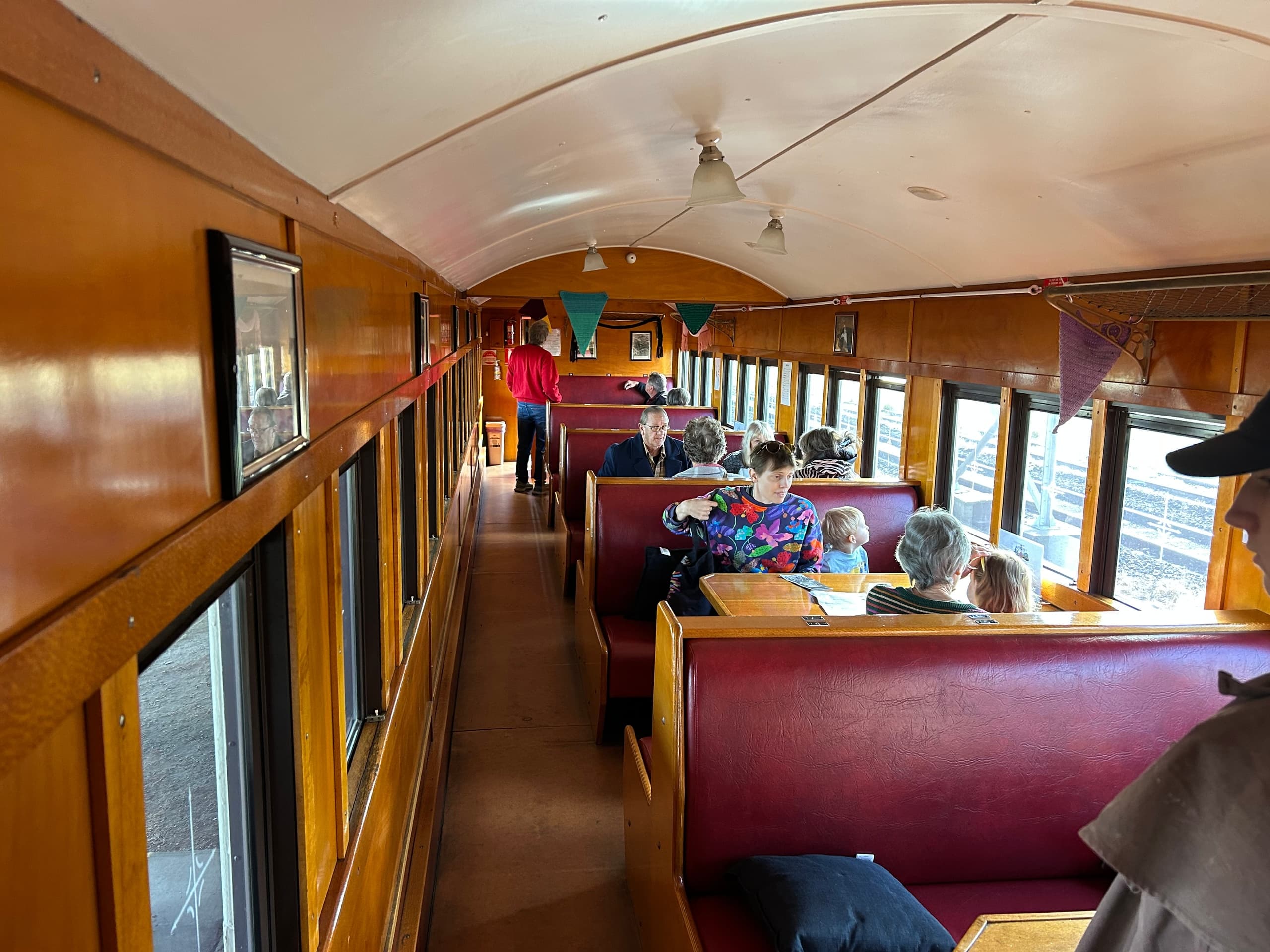 Downs Explorer: Family Heritage Train from Warwick to Hendon - 3-Hour Kids' Rail Adventure photo 4