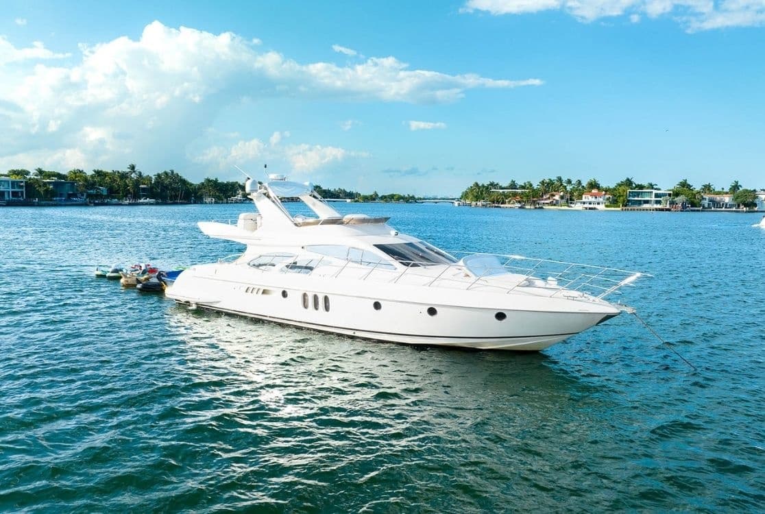 SILVER Experience: 3-Day Private Villa, Luxury Vehicle & 8-Hour Yacht Charter in Miami photo 1
