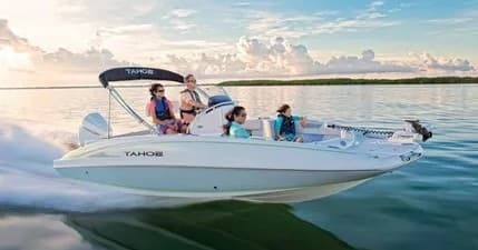 Explore Lighthouse Point Aboard the Tahoe 2100cc: Your Ultimate Florida Boating Experience