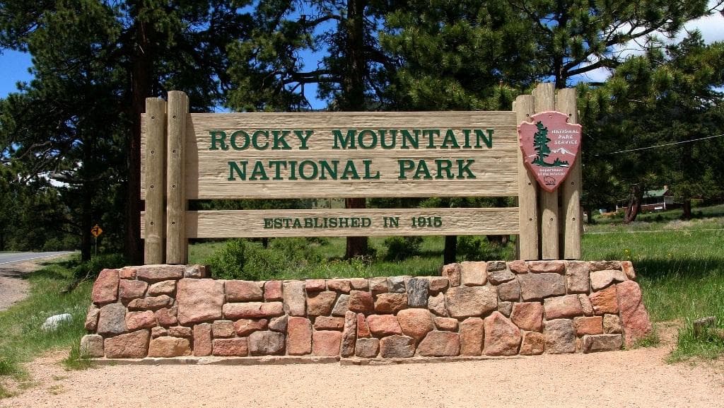 Rocky Mountain National Park Tour by Explorer Tours