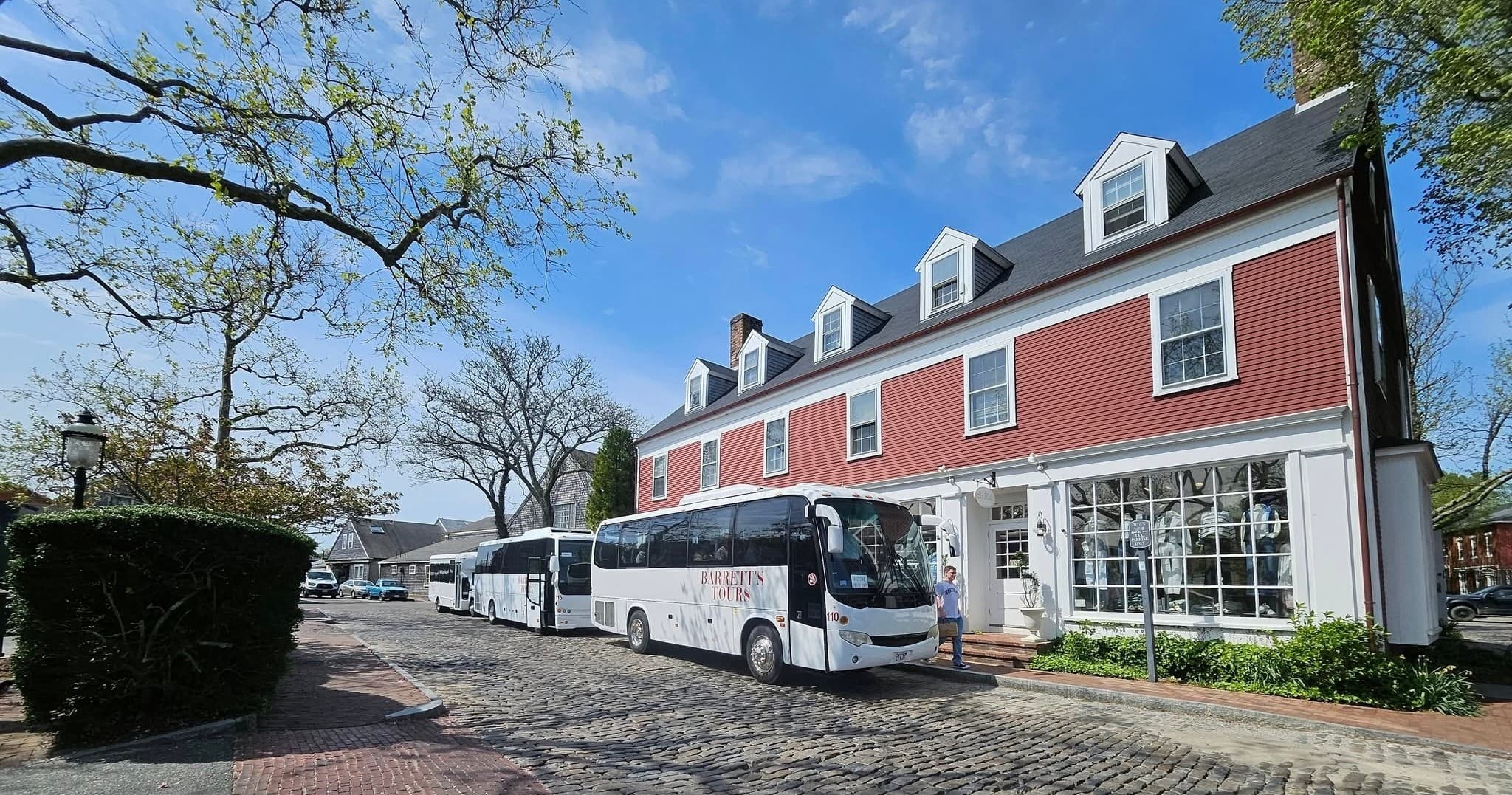 Historical Tours & Nantucket Heritage by Barrett's Tours