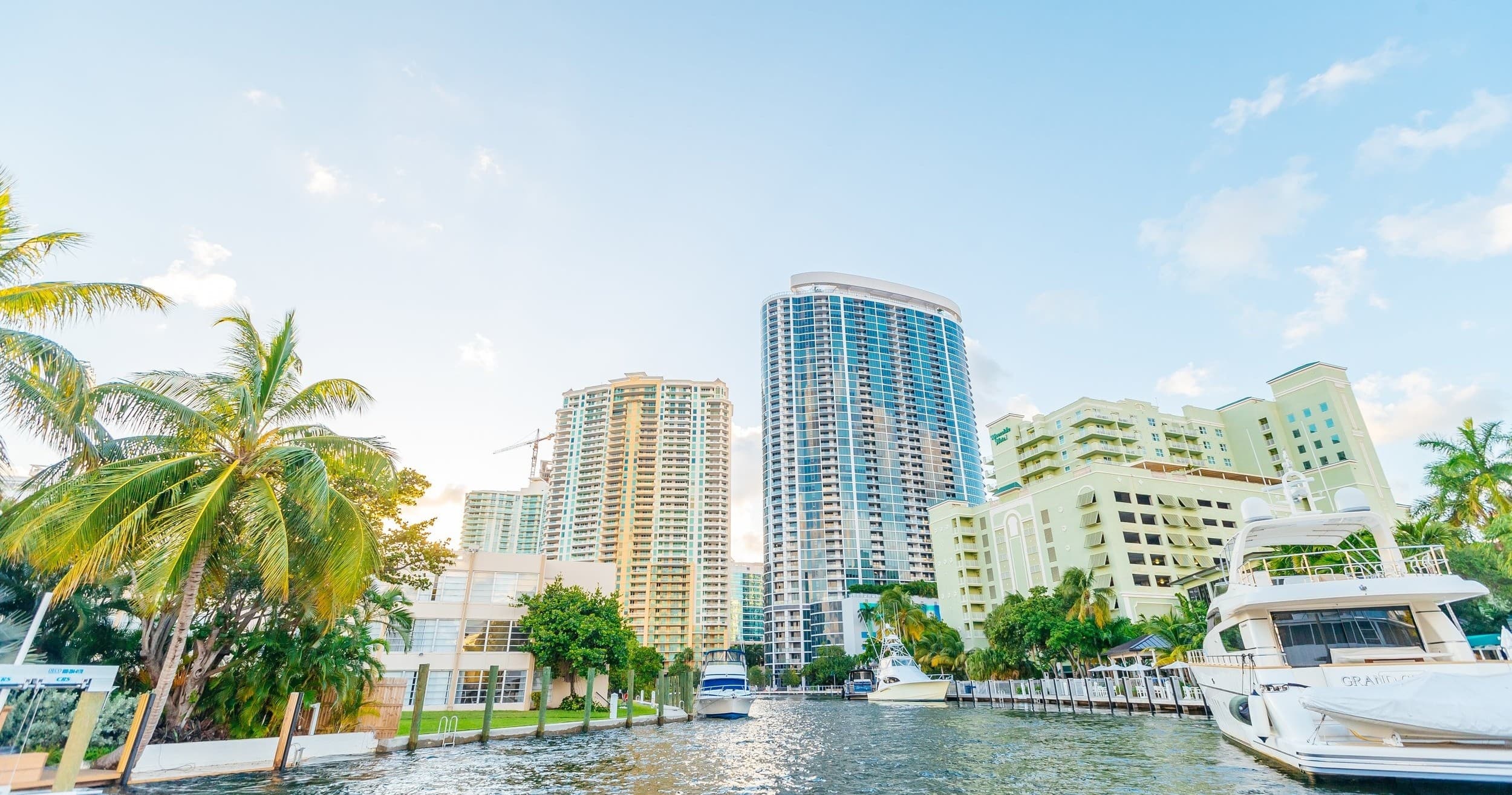 Best Pontoon Party Ft Lauderdale fleet