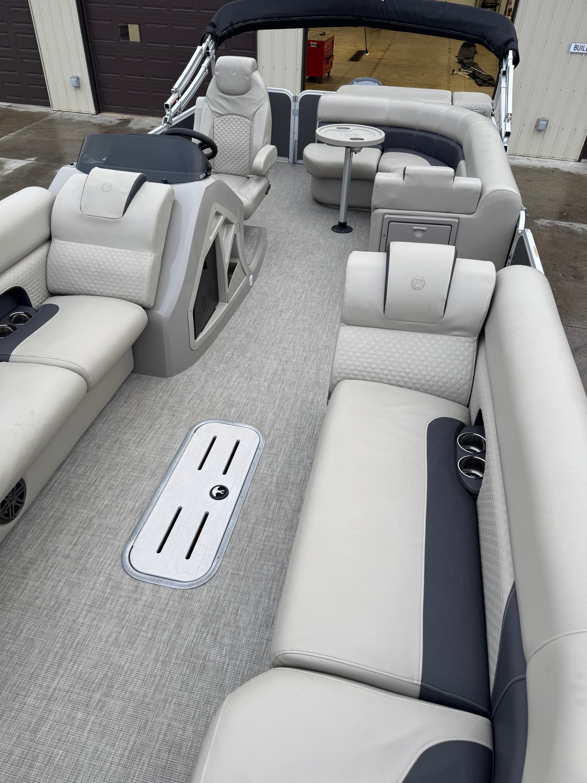 Premier Tritoon Boating Adventure in Hackensack, MN