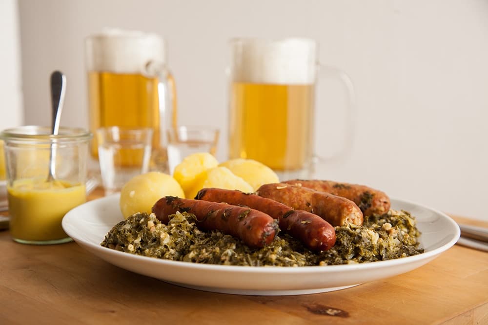 Water-Activities & Culinary Cruise at Kohlparty on Weser