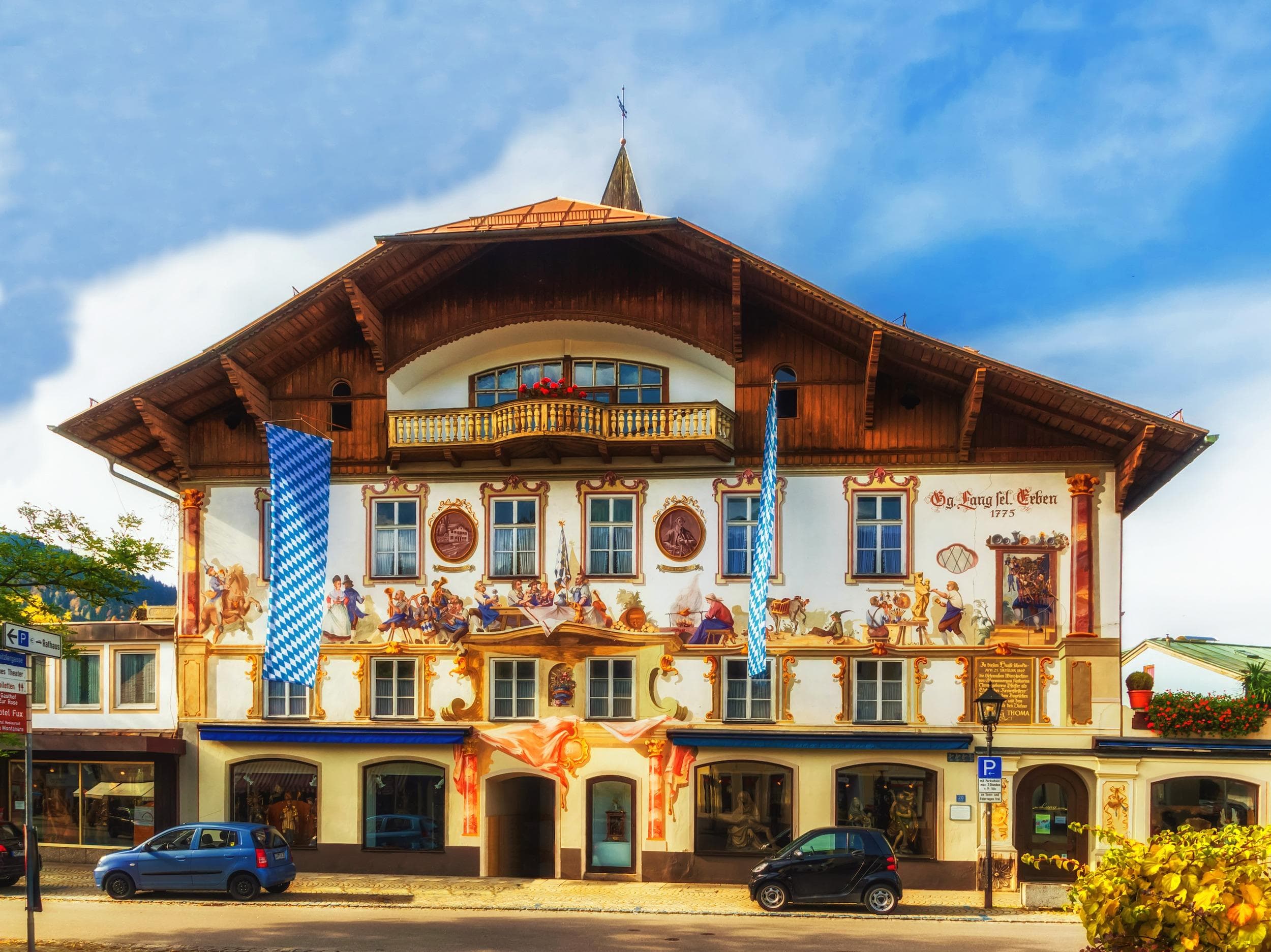 Explore Bavaria’s Highlights: Neuschwanstein Castle and Zugspitze in 2 Days